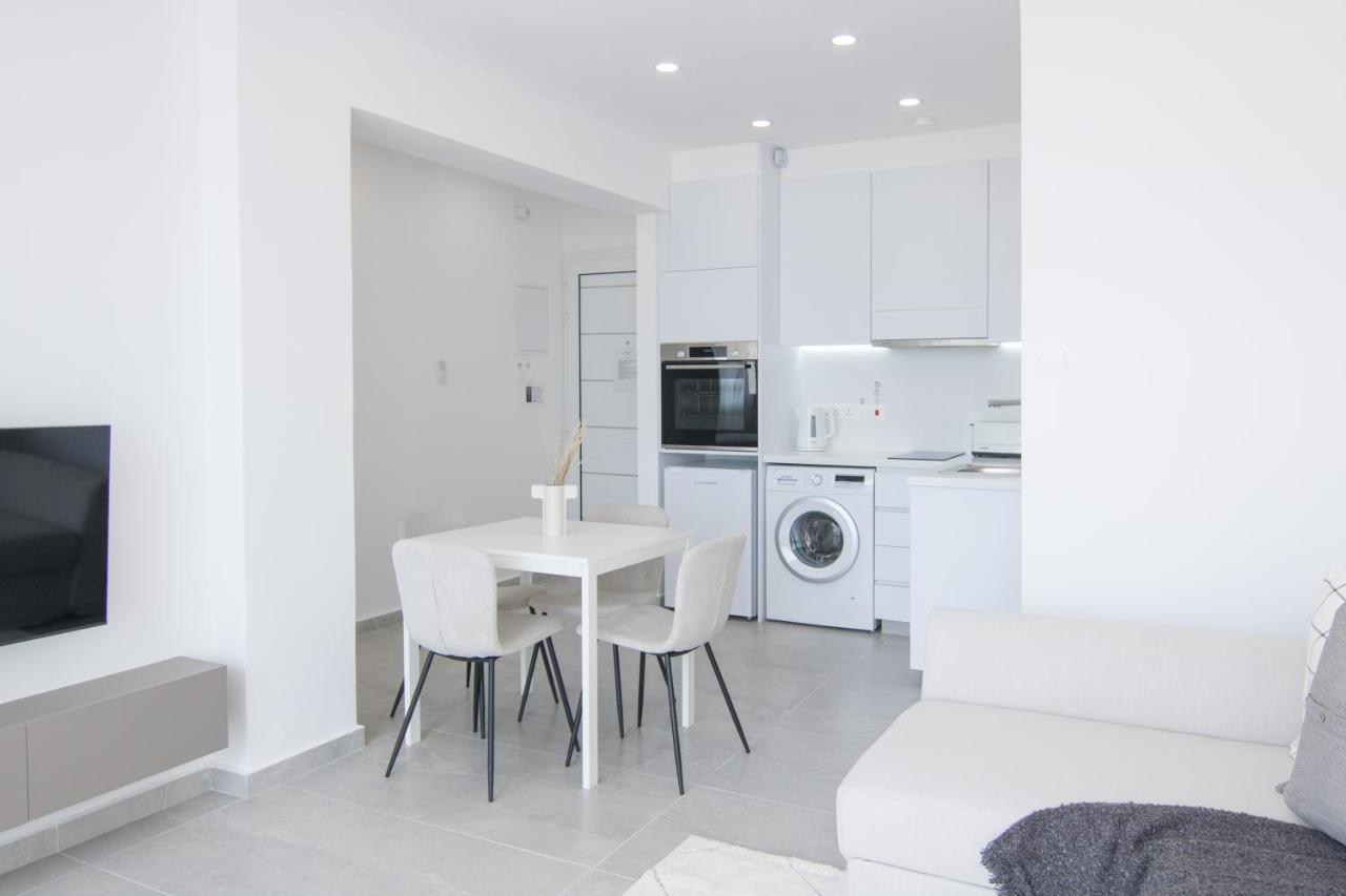 Phaedrus Living Seaview Modern Flat Limnaria 134 Apartment Paphos ภายนอก รูปภาพ